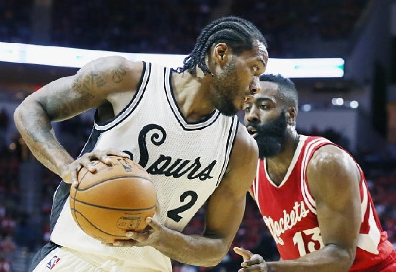 齐沃：感谢大家的称赞，但上场的是球员，功劳属于他们（齐沃：感谢肯定，但冲锋在前的是球员，荣誉属于他们）