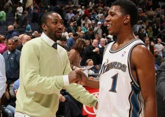 中超赛程更新：关注榜首之争,（中超最新赛程：直击榜首争夺战）