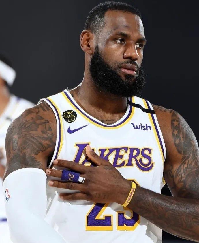 2026中国超级杯对阵：北京国安vs上海海港，明年2月28日进行（2026中国超级杯：北京国安对决上海海港，明年2月28日开踢）