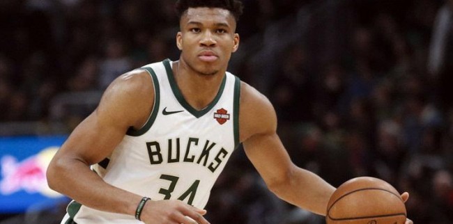 皇家奥维耶多vs马略卡：龙东、卡索拉首发，塞尔希-达德尔、韦达特-穆里奇出战（皇家奥维耶多战马略卡：龙东、卡索拉首发布阵，塞尔希-达德尔与韦达特-穆里奇同场亮相）