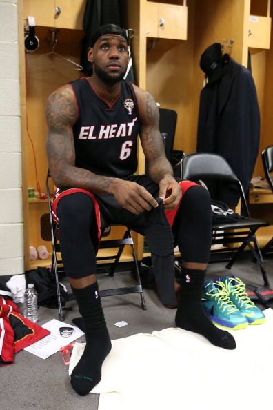 官方：邵佳一出任中国国家男子足球队新任主教练（中国男足官宣：邵佳一担任新任主帅）