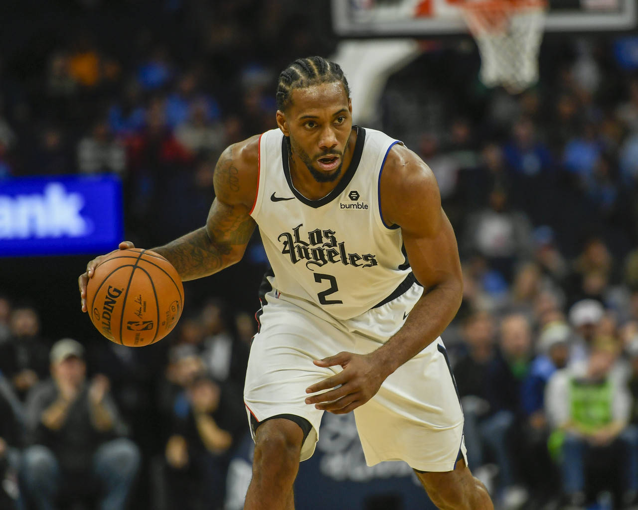 年轻门将迅速成长，被誉为未来之星（年轻门将飞速进步，被视为明日之星）