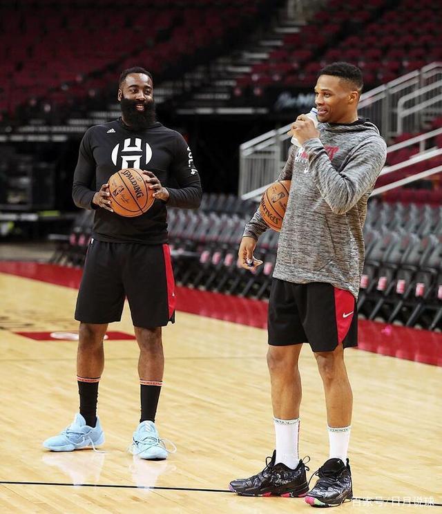 连续支持球队86年的皇家社会1号会员去世，享年96岁（皇家社会1号会员离世：陪伴球队86载，享年96岁）